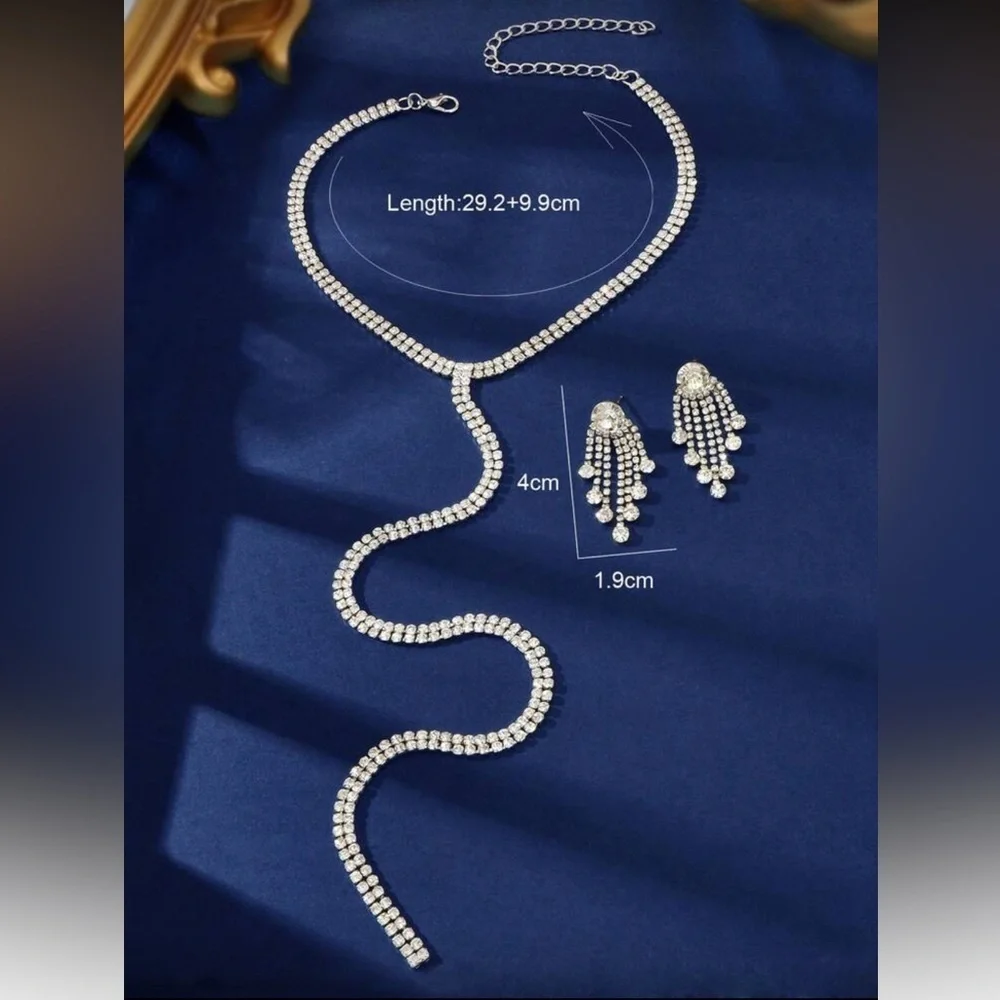 Etoile Lumiere Crystal Parure Set - Picture 4 of 4